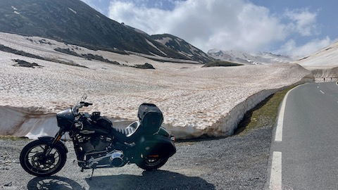 Schnee am TJoch 1