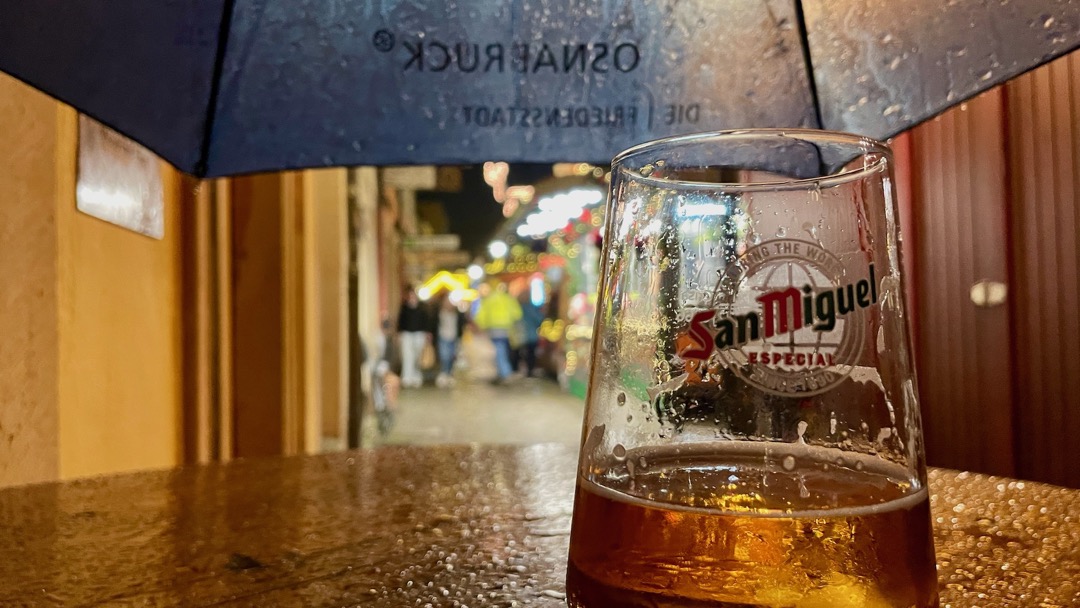 WMarkt im Regen.jpeg